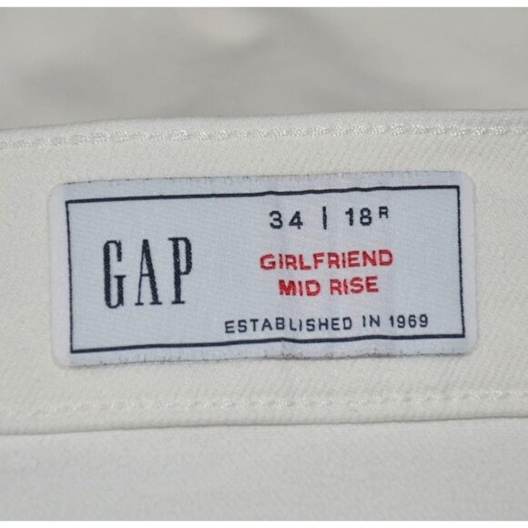 Gap Mid-Rise Girlfriend Ankle Jeans Optic White Size 18R 34 Raw Hem Classic - Picture 8 of 10